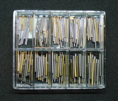 240 stuks conische voorsteekstiften, staal / messing.