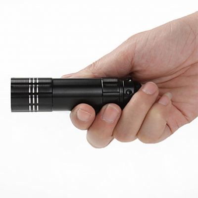 Mini-9 LED zaklamp, aluminium, zwart. 
