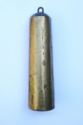 Messing gewicht voor Friese klok. 3672 gr.