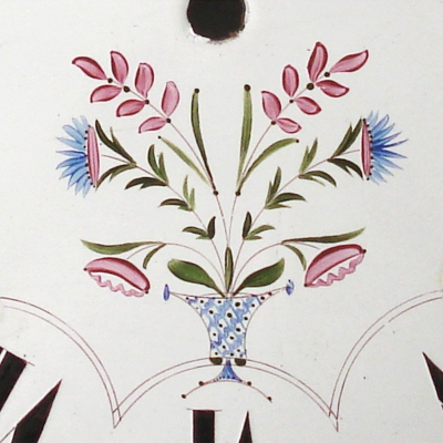 Antieke wijzerplaat in perfecte kwaliteit met prachtige emaille bloemsierkunst.