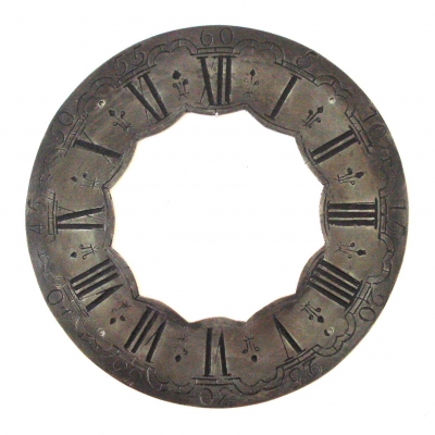 Tinnen cijferring Ø 21,1 cm.