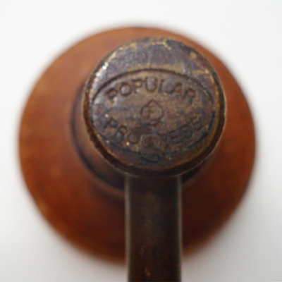 Antieke  sleutel. Carré 6.0 mm.