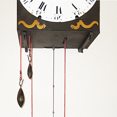 Klokkenstoelen breed 18-19-20 cm voor comtoise-klokken met wekker.