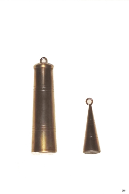 205 - Antiek stel wekkergewichten voor Friese klok. 378 gr. / ca. 50 gr.