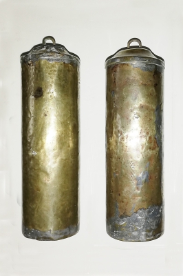 Zeer oude messing gewichten met kapje. (Art.Nr. R01-103)